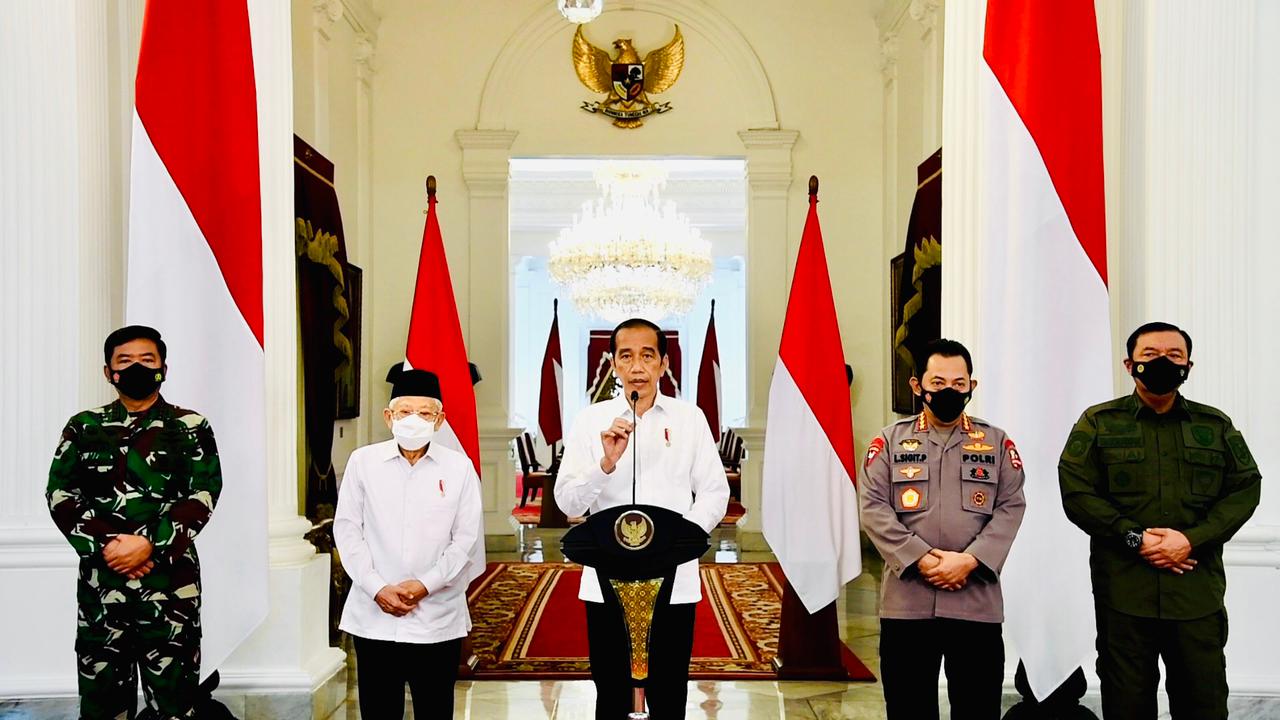 Presiden Jokowi Menyampaikan Duka Cita Mendalam Untuk 53 Anggota Prajurit AL di KRI Nanggala-402