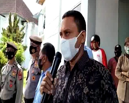DPRD Maluku Tengah
