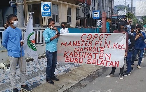 Aksi Demo Meminta Copot Haris Sebagai Manager PLN Namrole, Digelar GPPR Maluku