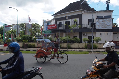 Dishub Kota Ambon Kaji Penghapusan Becak di Ambon 1 Dishub Kota Ambon Kaji Penghapusan Becak di Ambon