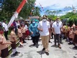 Bupati Malteng Kunker di Kecamatan Elpaputih dan TNS Waipia