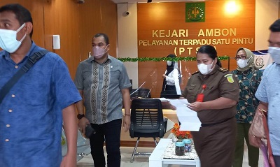 3 Pimpinan DPRD Kota Ambon Penuhi Panggilan Kejari