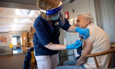Swedia Beri Vaksin COVID-19 Dosis Ke-4 Bagi Lansia 65 Tahun ke atas