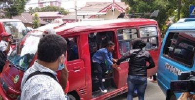 Dishub Kota Ambon Beri Sanksi Tegas Untuk Sopir yang Naikkan Tarif Angkot