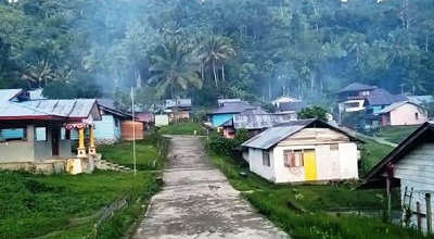 Pasokan Solar Kosong, Proyek Jalan Menuju Desa Neniari Gunung Terhenti Sementara