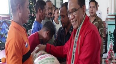 Pj Bupati Maluku Tengah Bersama Rombongan Safari Natal ke Negeri Ameth