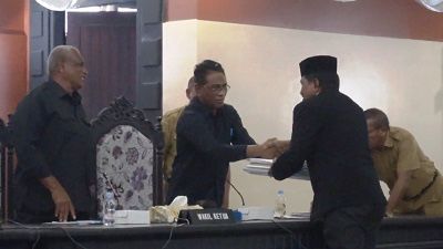 DPRD Maluku Tengah Gelar Rapat Paripurna Penutupan Masa Sidang ke-III dan Pembukaan Masa Sidang ke-I