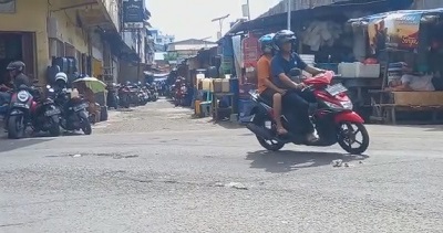 Pemkot Ambon dan Pedagang Pasar Lama Sepakat Kosongkan Lapak Awal Februari