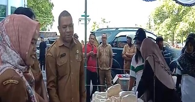 Pemda Maluku Tengah Luncurkan Gerakan Pangan Murah untuk Menjaga Stabilitas Harga 1 Pangan Murah 1