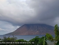PVMBG Catat 44 Gempa Embusan di Gunung Ruang