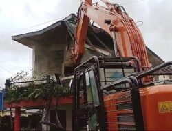 Tiga Rumah di Jln Mutiara Rijali Ambon Dieksekusi  