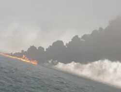 Ngeri Tabrakan Kapal Tanker-Kargo Sewaan Militer AS, 32 Orang Luka