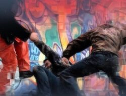 Emosi Warga Deli Serdang Hajar Kakek Pecatan Polisi Diduga Cabuli 2 Bocah