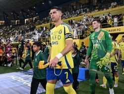 Cristiano Ronaldo Makin Kaya meski Nol Gelar Musim Ini!