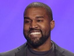 Kanye West Tuntut Dokter Giginya karena Kecanduan Gas Tertawa, Bikin Relaks