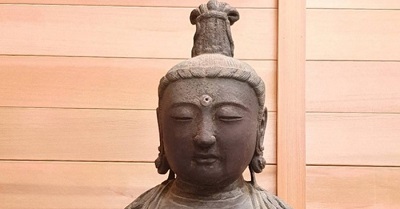patung buddha
