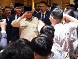 Sambutan Meriah WNI di Singapura Iringi Kedatangan Presiden Prabowo
