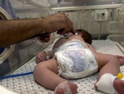 Israel Masih Blokir Bantuan, Bayi-bayi di Gaza Sekarat Menunggu Ajal