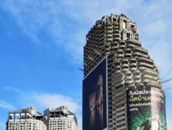 Gedung Mangkrak 49 Lantai Ini Bikin Warga Takut, Dicap Bawa Sial!