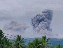 Gunung Dukono di Malut kembali erupsi semburkan abu setinggi 1,1 km