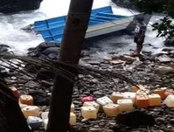 Longboat Bermuatan Minyak Tanah Kandas di Wakasihu, Nakhoda: “Kami Dihempas Ombak”