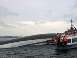 Kapal Wisata Terbalik di Teluk Ha Long Vietnam, 34 Orang Tewas