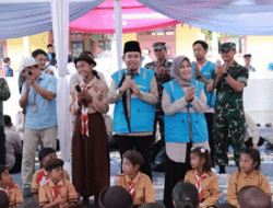 Warga Bandealit Akhirnya Nikmati Listrik Perdana di Momen HUT ke-80 RI