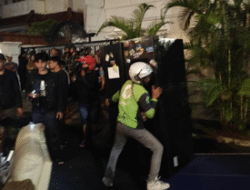 Rumah Eko Patrio Dijarah Massa Pasca Demo
