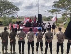 Massa Datangi DPRD MBD, Tuntut Transparansi Pansus PPPK