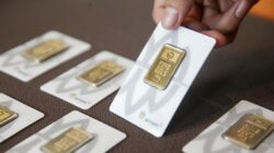 Harga Emas Antam Turun ke Rp2,327 Juta per Gram 2 Harga Emas Antam Turun ke Rp2,327 Juta per Gram