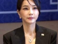 Kim Keon Hee Ditangkap, Kalung Liontin Diduga Hasil Suap Rp 696 Juta Viral