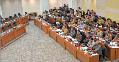 Banggar DPR Usul Bantuan Beras Ditambah Minyak Goreng, Menkeu Setuju 1 Banggar DPR Usul Bantuan Beras Ditambah Minyak Goreng, Menkeu Setuju