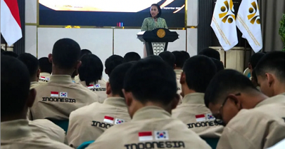 Wamen Christina Lepas 244 Pekerja Migran Indonesia ke Korea Selatan