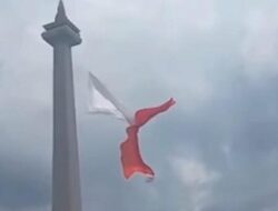 Bendera Robek di Monas, TNI Jelaskan Penyebabnya
