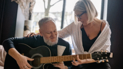 Musik Turunkan Risiko Demensia Hingga 40%