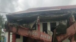 gedung ambruk