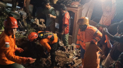 Satu Keluarga Tertimbun Longsor di Trenggalek, Empat Tewas 2 Satu Keluarga Tertimbun Longsor di Trenggalek, Empat Tewas